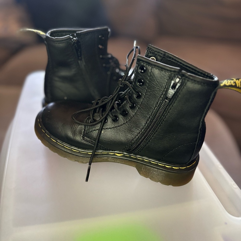 Black Leather Lace-Up Boots - Picture 9 of 11